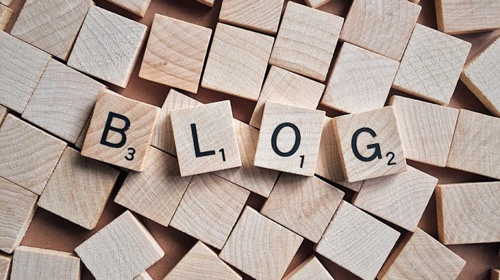 the word blog in scrabble tiles